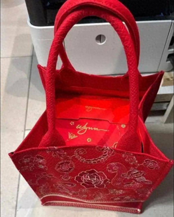大S生前与汪小菲，三年多纷争未中断过，小S致家族体面人设塌方