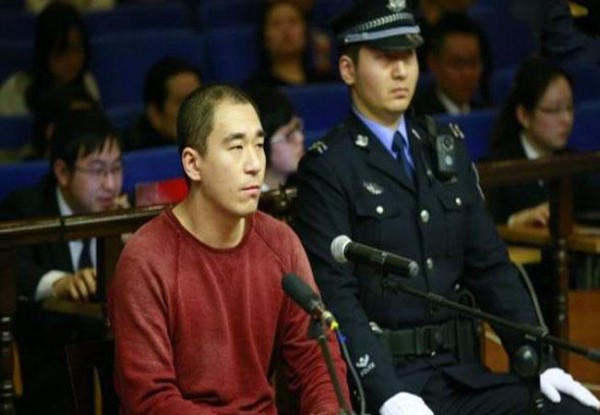 因作死而导致没落的3位明星，两位是因吸毒，一位因出轨