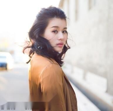 胡杏儿整容前后照片对比 胡杏儿从最丑港姐变最美妈妈