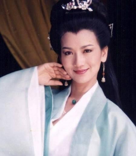 娱乐圈中的五大绝世美颜, 最后一位再不老网友就疯了