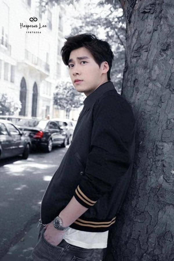 李易峰的低谷与复苏：娱乐圈中的风雨人生