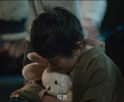 哑巴少年遭欺凌陆声挺身制止