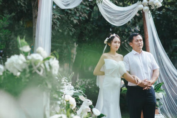 婚纱