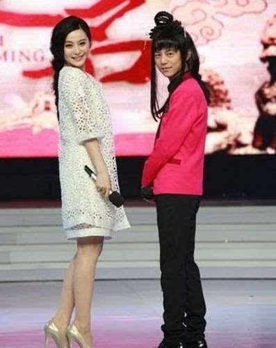 娱乐圈女明星身高太离谱 baby范爷全都168cm