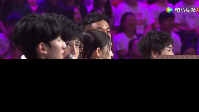 把票投给赫兹后，薛之谦看赵天宇的笑容都是挤出来的