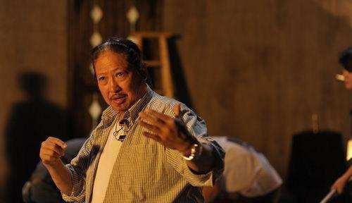 四位明星评价李小龙，前三位赞不绝口，甄子丹：能打赢他的人很多