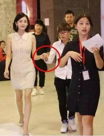 娱乐圈最爱摆谱六大女星，其中一位系个鞋带都要人伺候！
