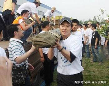 细数明星们的善举，“真心”or“作秀”？