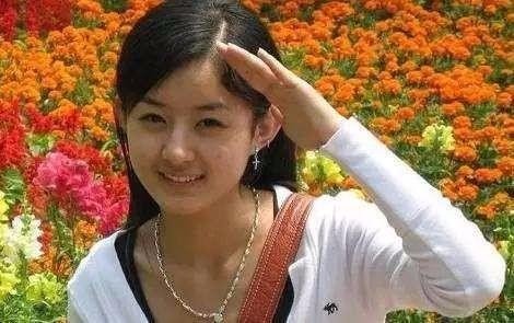 赵丽颖出道前后对比图 这些细节你一定没注意