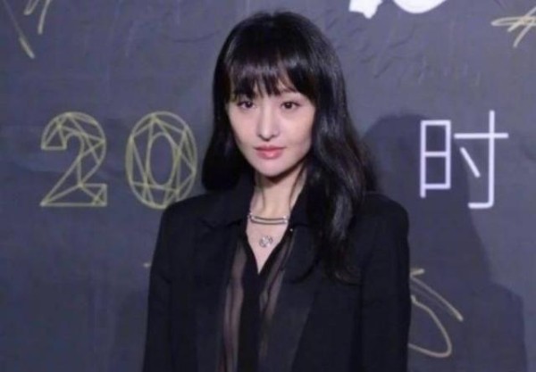 沉迷整容难以自拔的女星，李小璐第八，郑爽第二，张檬排第几？
