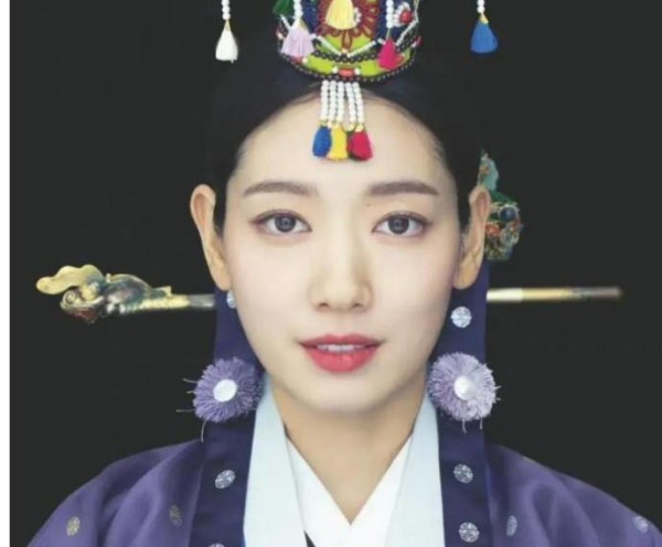 朴信惠婚礼现场曝光，嘉宾阵容太豪华，却未见李钟硕郑容和身影