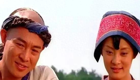 友人曝李连杰避谈争议！网友拷问：明星该不该当道德标本？