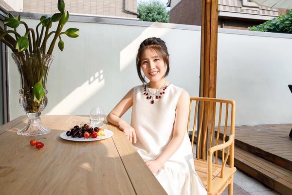 从女明星变商界女强人 王碧儿：成功跨界蜕变的人生赢家