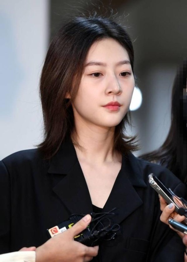韩国女演员金赛纶去世，韩国艺人自杀率为什么这么高？