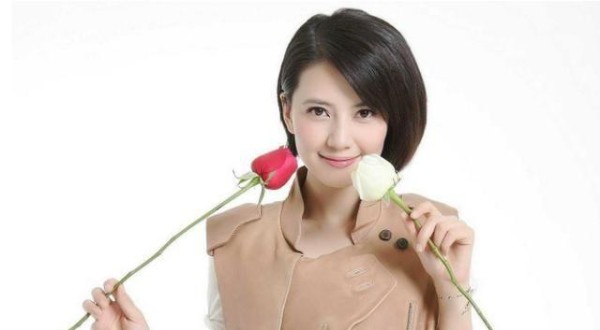 明星改年龄是常态？由88年改成92年，这是越活越年轻的节奏？