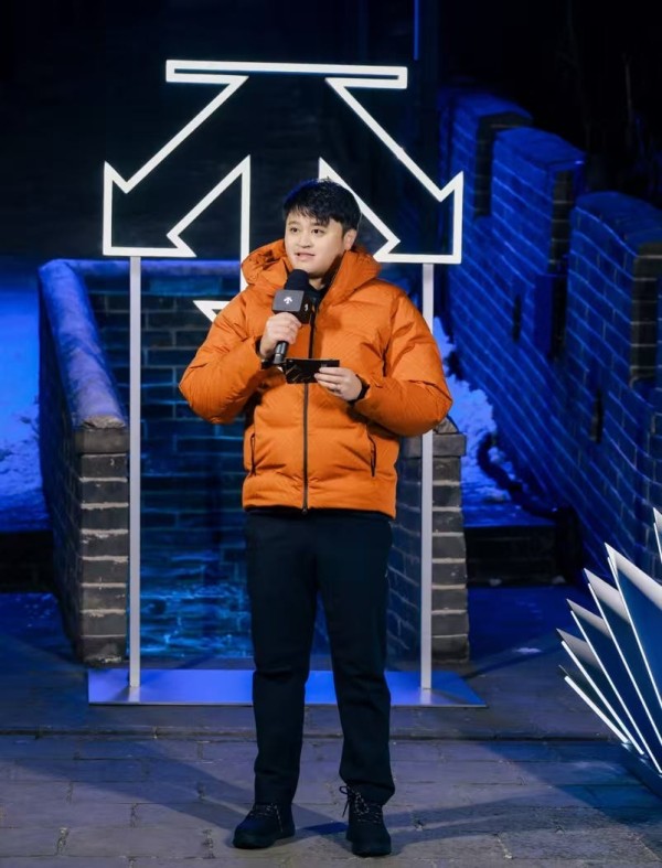 迪桑特（中国）有限公司董事长丁少翔于发布会上发言致辞