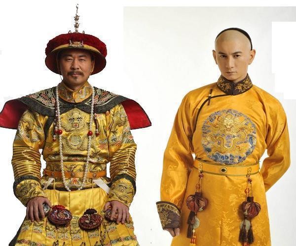 明星这些可怕的合影，你再不老我们就疯了