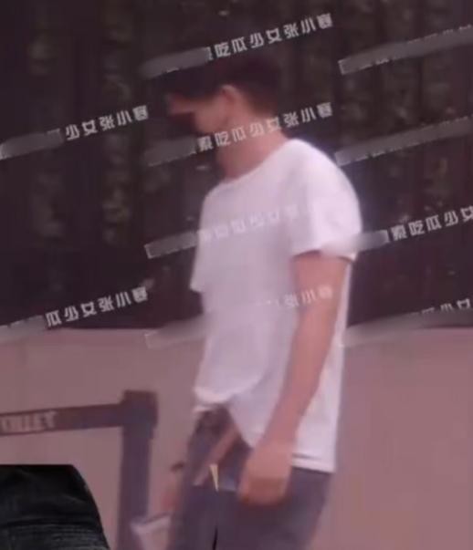 赵丽颖新恋情疑似曝光 甜蜜互动引关注