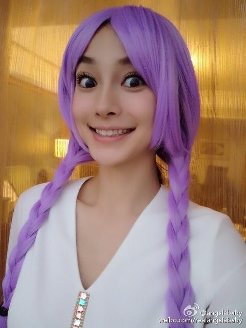 明星cos游戏女角色对比，成龙乱入成第一人？杨颖神似，她最惊艳