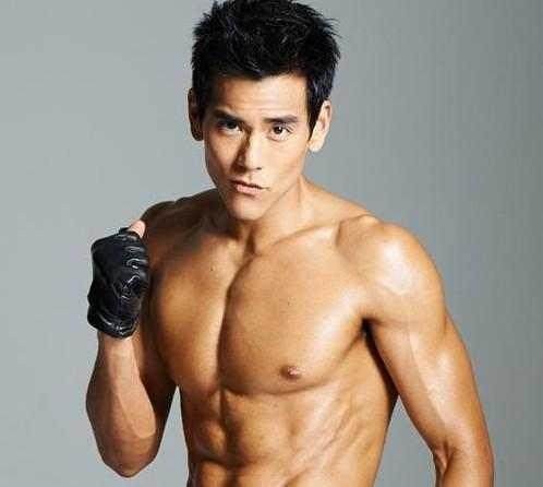 娱乐圈的五大健美男星：李晨只能垫底，黄晓明第2,第1看了会流鼻血