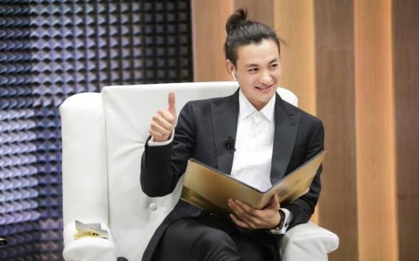 周一围坦言碰到章子怡会紧张，他为何会主动追求大一岁的朱丹？