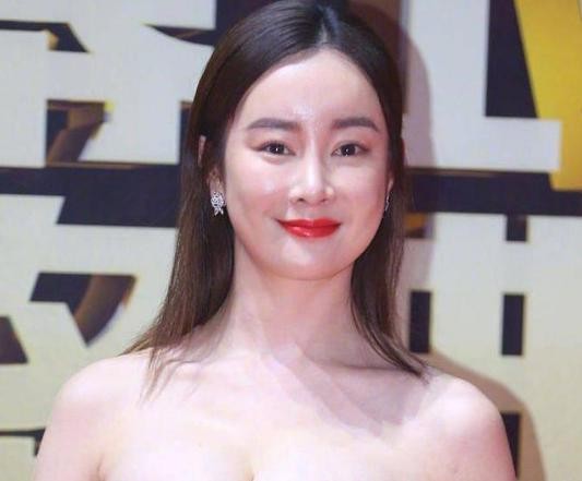 最不应该整容的女明星，现在简直就是换了一个人