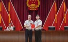 王文锋全票当选洪梅镇长