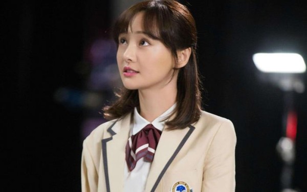 2018受关注女明星出炉，吴谨言赵丽颖强势入榜，其中一半姓“杨”