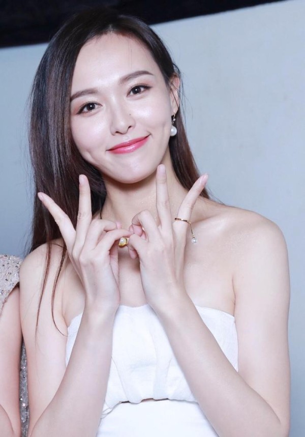 2018受关注女明星出炉，吴谨言赵丽颖强势入榜，其中一半姓“杨”