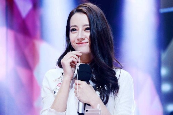 2018受关注女明星出炉，吴谨言赵丽颖强势入榜，其中一半姓“杨”