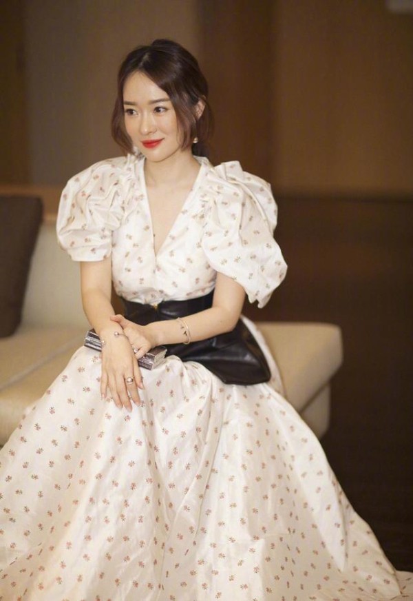 “清纯玉女”霍思燕：为事业不惜一脱成名，今39岁成人生赢家