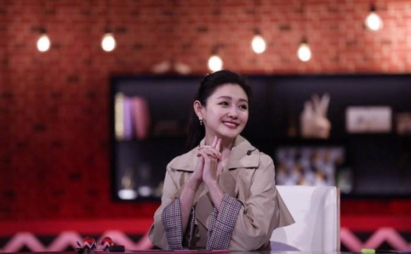 大S百日追思：明星哽咽回忆生命中的温暖烙印