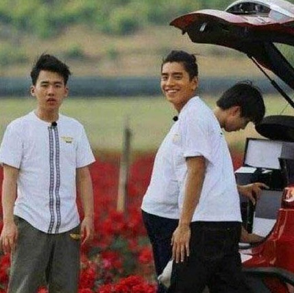 陈伟霆地铁错位图是什么样的？明星错位图片有哪些盘点太搞笑了（2）