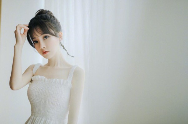 冯提莫五年华丽蜕变史 “佛系少女