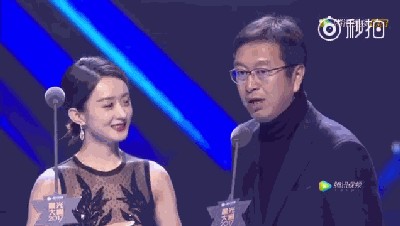 赵丽颖拍戏太拼从不卖惨，知名制片人看不下去强行揭她老底！