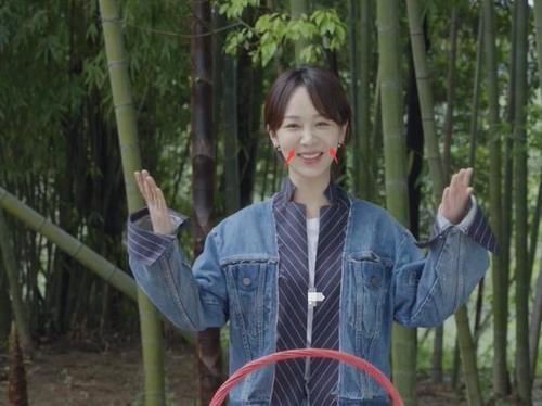 杨紫中秋节晒片场工作照,2小时阅读量不到20万,评论区一片好评