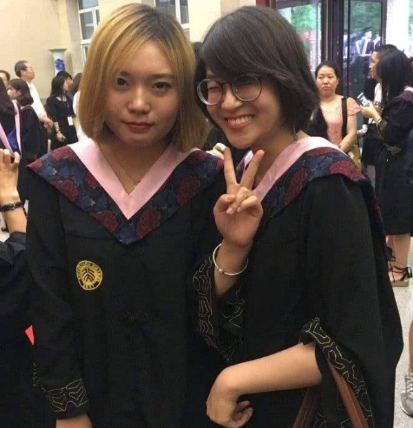 李雪琴<strong></p> <p>李雪琴</strong>，继papi酱之后第二个成功转型<a style='color:#f10404;' href='https://www.mingxing.cc/ ' target='_blank'>明星</a>的<a style='color:#f10404;' href='https://www.mingxing.cc/ ' target='_blank'>网红</a>？能否走得更远？