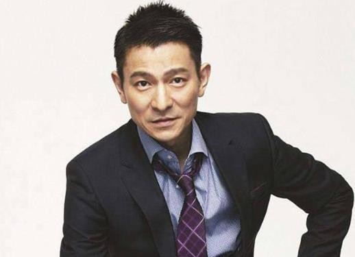 十大娱乐圈明星富豪榜,成龙地位高、周杰伦唱功独特 第6张