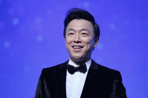 十大娱乐圈明星富豪榜,成龙地位高、周杰伦唱功独特 第10张
