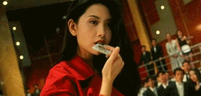 邱淑贞叼扑克牌是什么电影？《赌神2》邱淑贞叼牌在第几分钟？