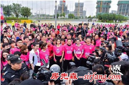 奥克斯跨界时尚圈，燃情助力双十一