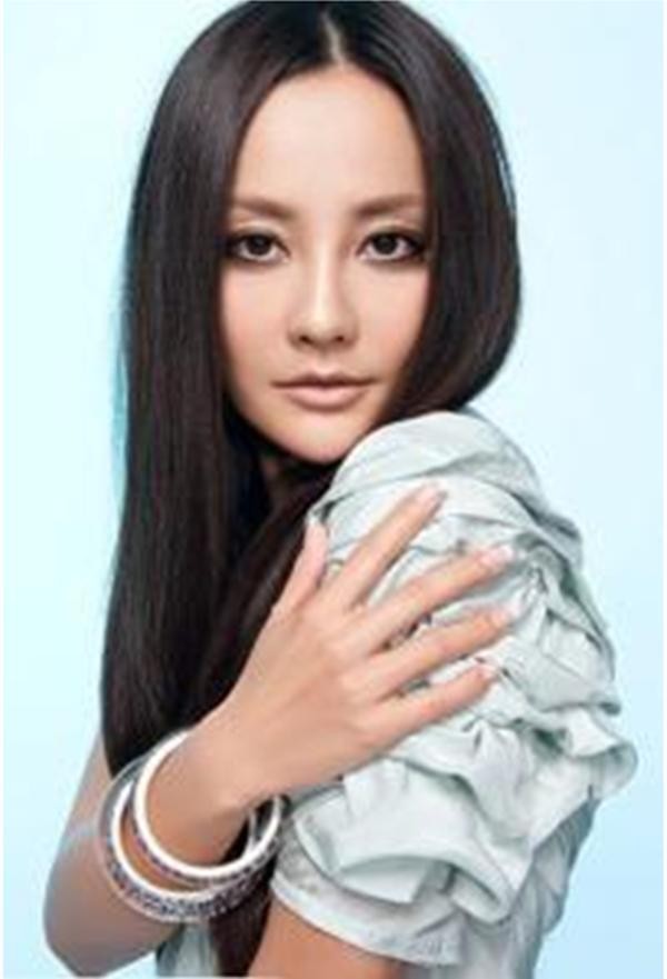 娱乐圈五位婚内出轨的女明星，前四个离婚，最后一个丈夫不离不弃
