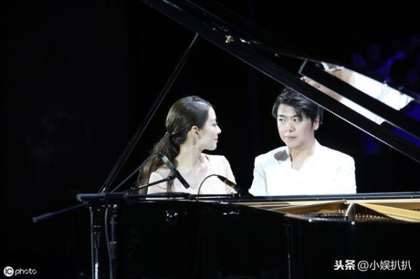 李小璐宣布离婚：家境差距让爱卑微，门当户对不是没道理的