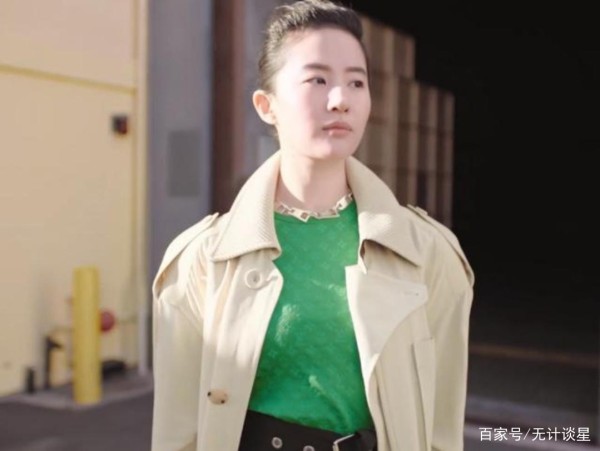 一直坚持锻炼的刘亦菲，为何被嘲身材管理不行？