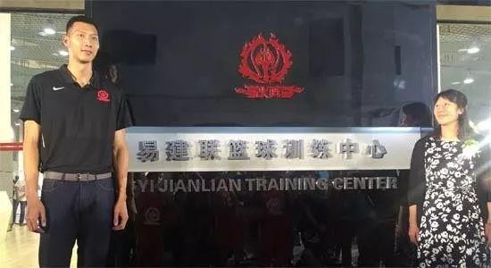 宁泽涛“飞鱼”上岸，体育明星退役去向何方？