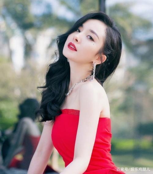 盘点硬着头皮进时尚圈却失败告终的女明星们，杨紫、周冬雨上榜！