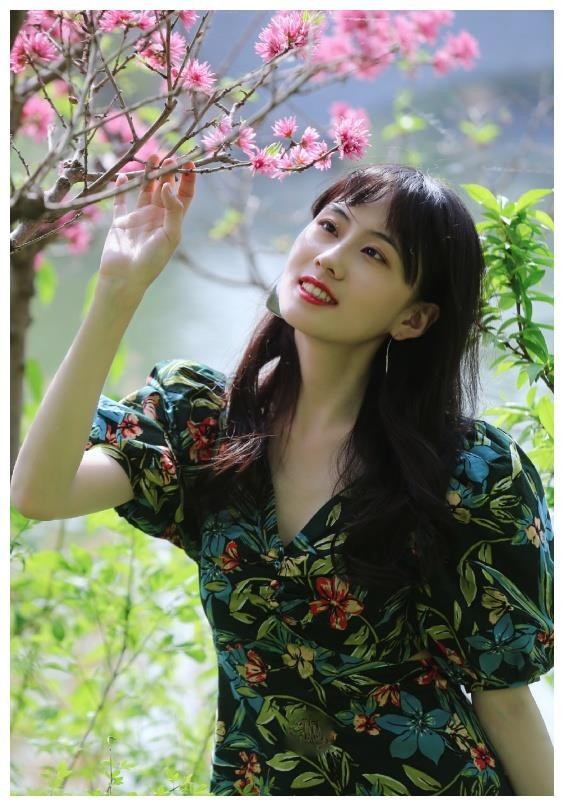 新生代演员贾欣榕，高颜值影视小花