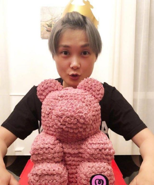 生日当天李宇春甩捐100万，公益举动间接帮助6万儿童！
