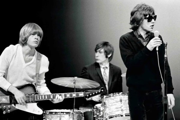 Brian Jones (Брайан Джонс): Bioграфия артиста