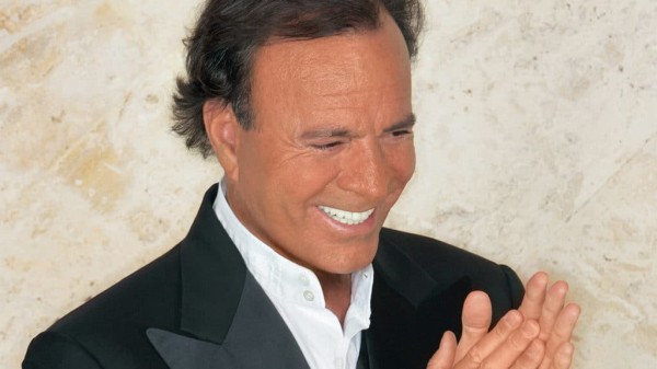 Хулио Иглесиас (Julio Iglesias): Bioграфия артиста